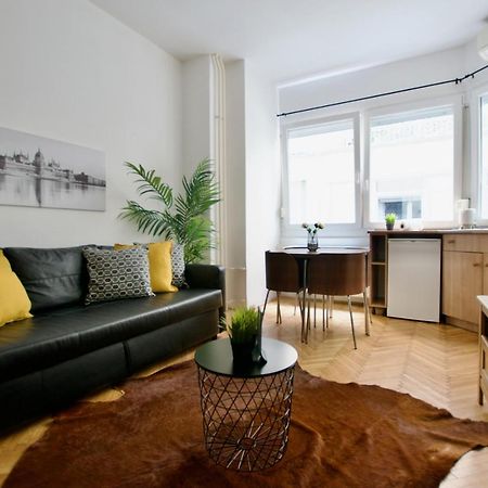 Standard Apartment by Hi5 - Petőfi 12 Budapest Kültér fotó