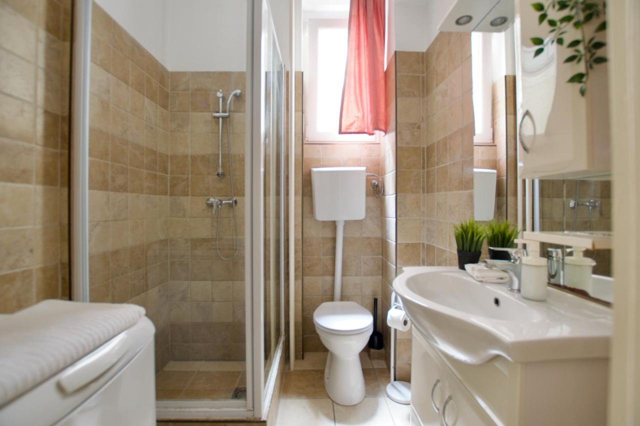 Standard Apartment by Hi5 - Petőfi 12 Budapest Kültér fotó
